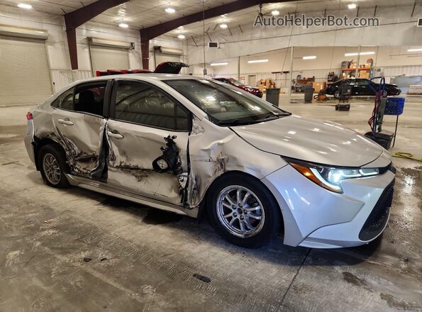 JTDEAMDE2MJ003661 2021 TOYOTA COROLLA Silver Передня права чверть