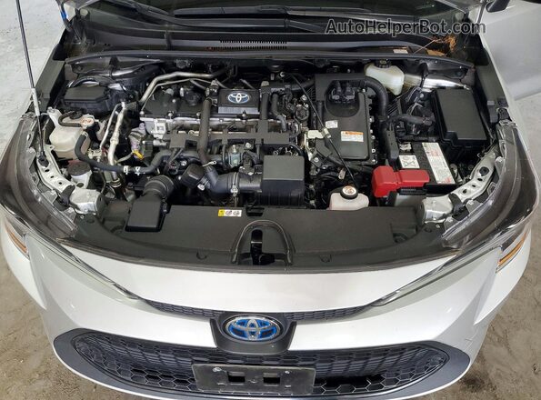 JTDEAMDE2NJ056667 2022 TOYOTA COROLLA Silver Սալոնի հետևի տեսք