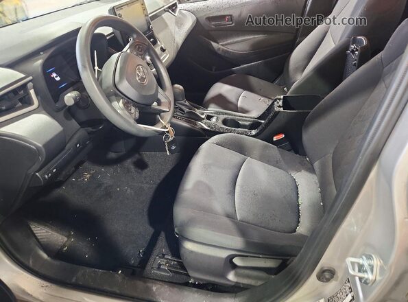 JTDEAMDE8NJ035824 2022 TOYOTA COROLLA Silver Front interior view