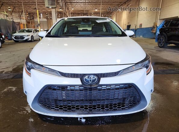 JTDEPMAE8MJ185613 2021 TOYOTA COROLLA White Вид спереду