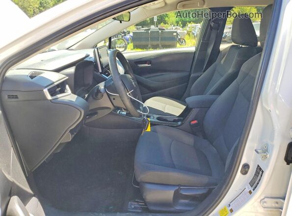 JTDEPMAE9MJ141765 2021 TOYOTA COROLLA Белый Вид салона спереди