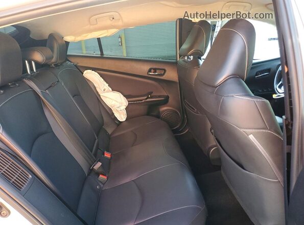 JTDKAMFP1M3176027 2021 TOYOTA PRIUS Silver Հետևի նստատեղերի տեսք