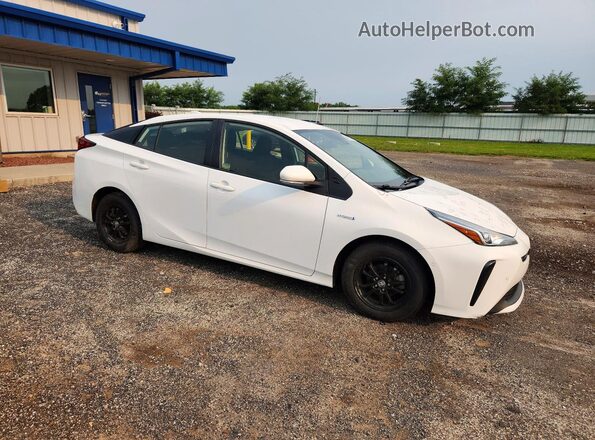 JTDKAMFU3M3140393 2021 TOYOTA PRIUS Белый Передняя правая четверть