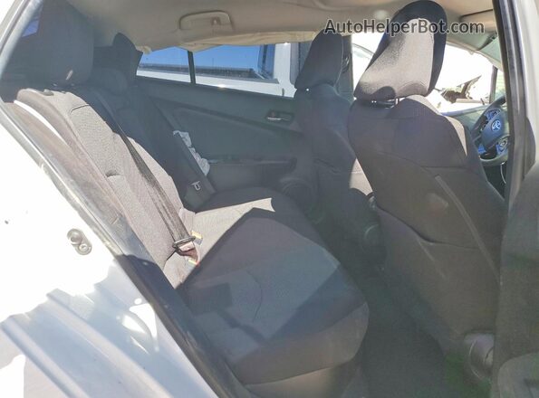 JTDKAMFU4M3143500 2021 TOYOTA PRIUS White Widok tylnych siedzeń