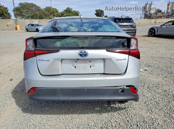 JTDKAMFU5M3128634 2021 TOYOTA PRIUS Серебряный Вид сзади