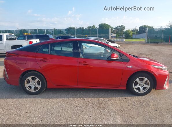 JTDKARFP0H3061535 2017 TOYOTA PRIUS PRIME Красный Вид задней части салона