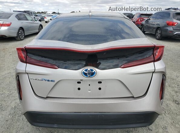 JTDKARFP1L3131083 2020 TOYOTA PRIUS Silver უკანა ხედი