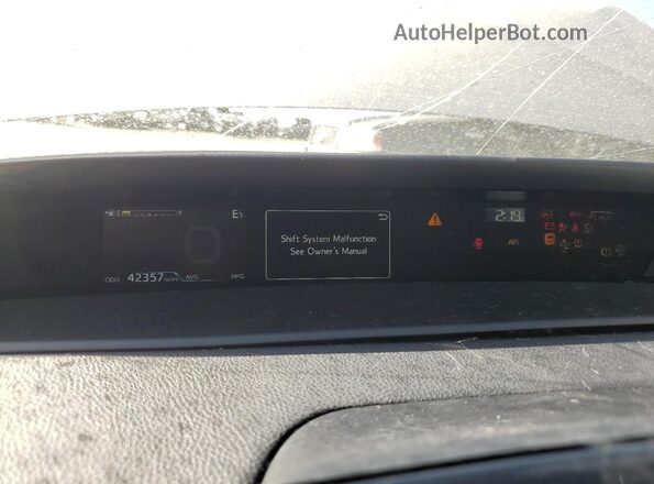 JTDKARFP1L3131083 2020 TOYOTA PRIUS Silver ხელსაწყოთა პანელის ხედი