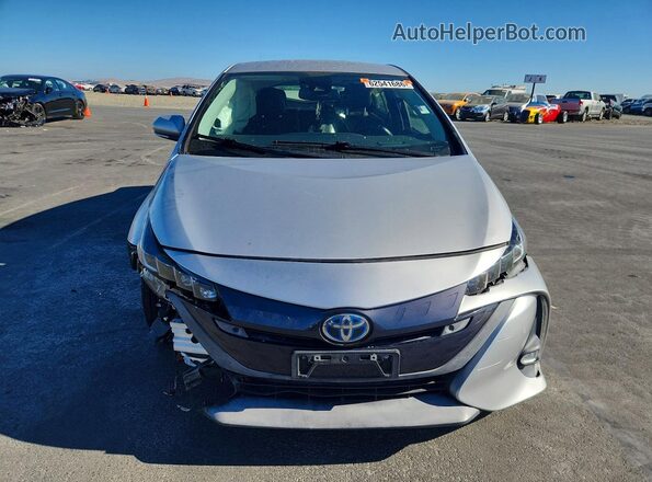 JTDKARFP2H3034837 2017 TOYOTA PRIUS Silver Vista frontal