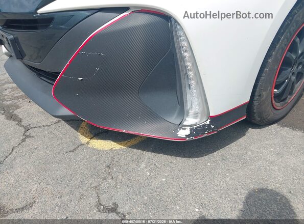 JTDKARFP2H3055414 2017 TOYOTA PRIUS PRIME White Widok z przodu