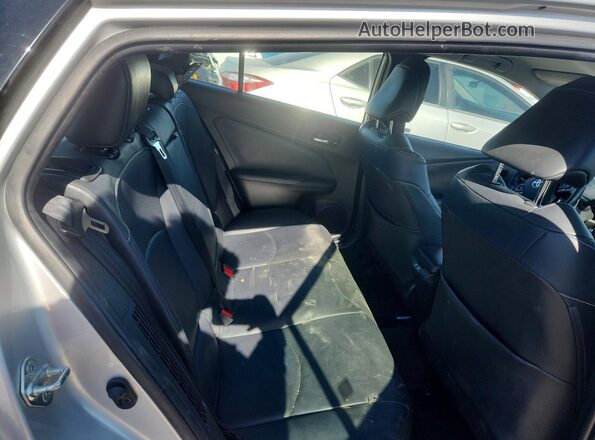 JTDKARFP3L3149441 2020 TOYOTA PRIUS Silver Rear seats view