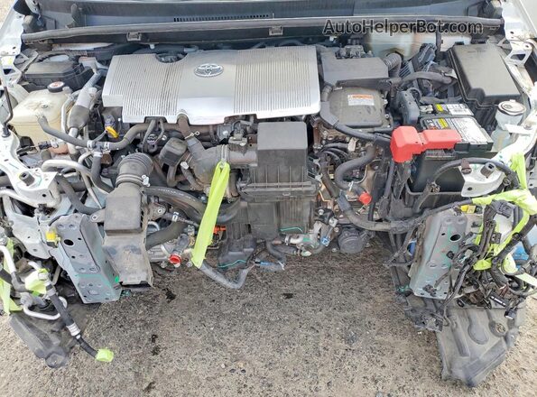 JTDKARFP3L3158723 2020 TOYOTA PRIUS White Rear interior view