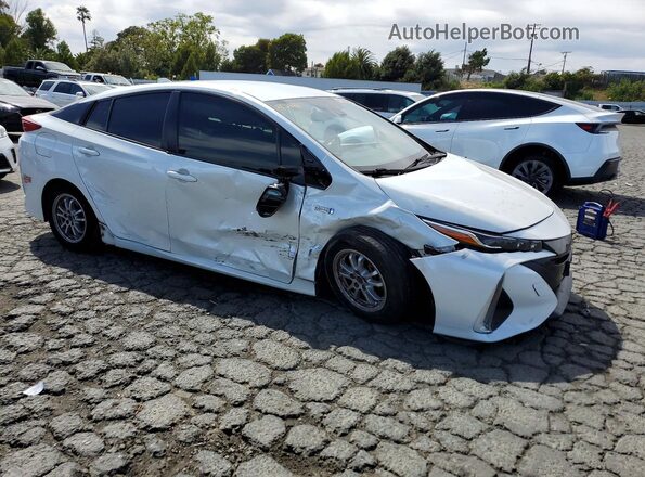 JTDKARFP4L3145088 2020 TOYOTA PRIUS Белый Передняя правая четверть