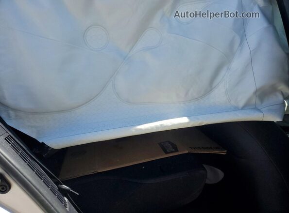 JTDKARFP4L3159217 2020 TOYOTA PRIUS Silver Rear seats view