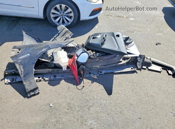 JTDKARFP5L3142104 2020 TOYOTA PRIUS Black Вид підкапотного простору