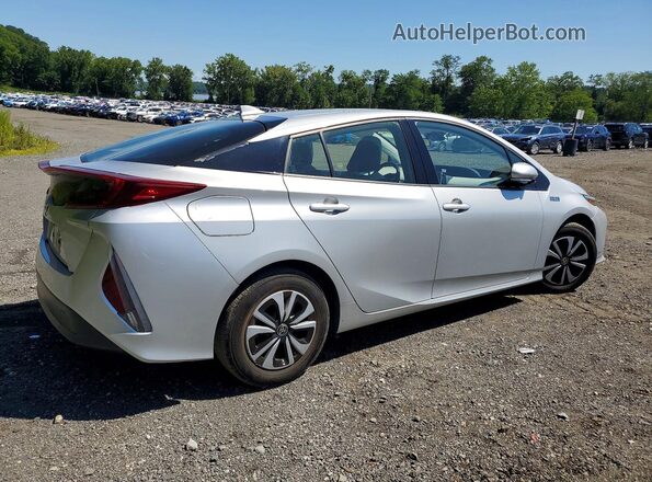 JTDKARFP6J3076983 2018 TOYOTA PRIUS Silver Trasero derecho