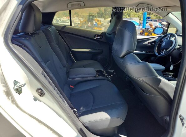 JTDKARFP7H3021064 2017 TOYOTA PRIUS White Rear seats view