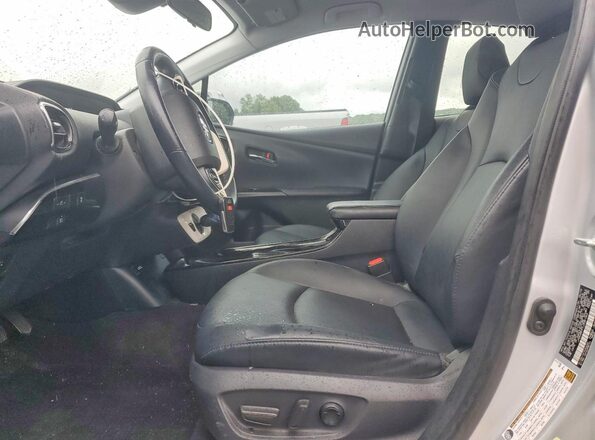 JTDKARFP7J3087264 2018 TOYOTA PRIUS Silver Սալոնի դիմացի տեսք