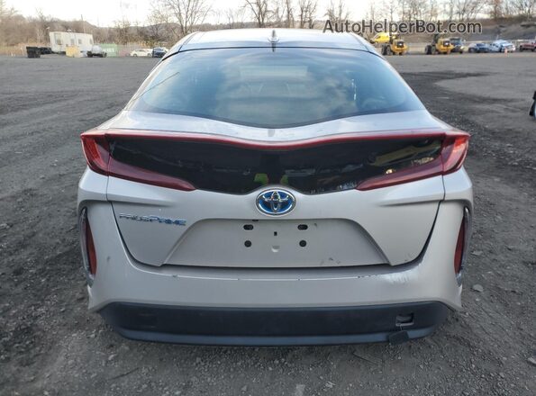 JTDKARFP7K3106073 2019 TOYOTA PRIUS Silver Widok z tyłu