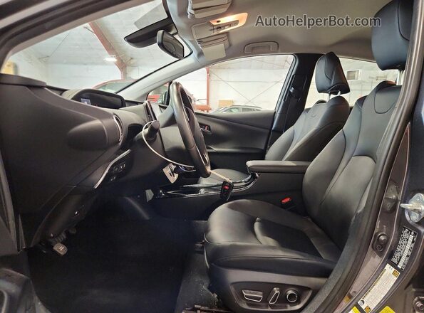 JTDKARFP8H3046460 2017 TOYOTA PRIUS Gray Widok wnętrza z przodu