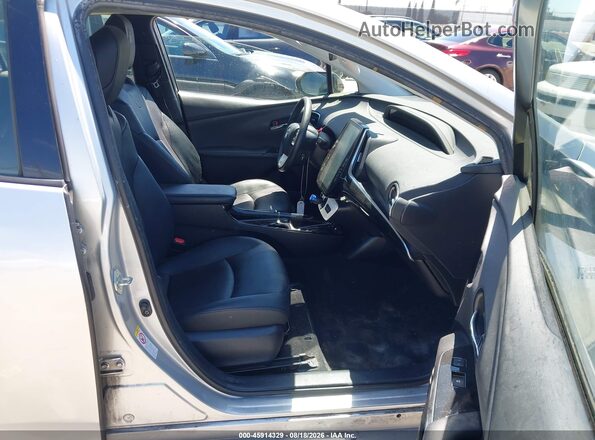 JTDKARFP8H3060102 2017 TOYOTA PRIUS PRIME Silver წინა სალონის ხედი
