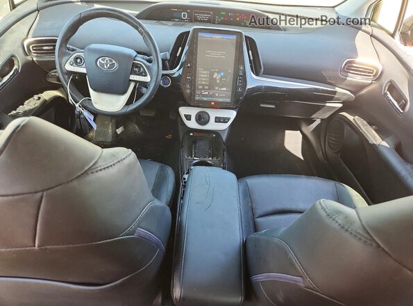 JTDKARFP8H3066563 2017 TOYOTA PRIUS Red Dashboard view