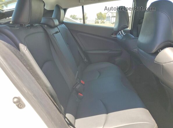 JTDKARFU5K3083348 2019 TOYOTA PRIUS White Vista de los asientos traseros