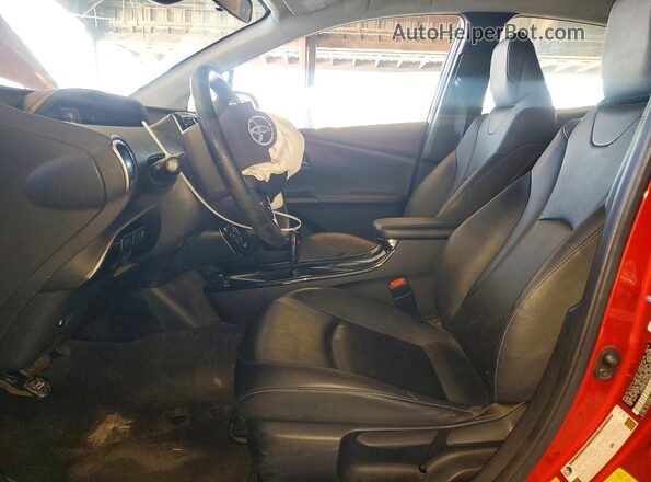 JTDKARFU6H3528186 2017 TOYOTA PRIUS Red Widok wnętrza z przodu