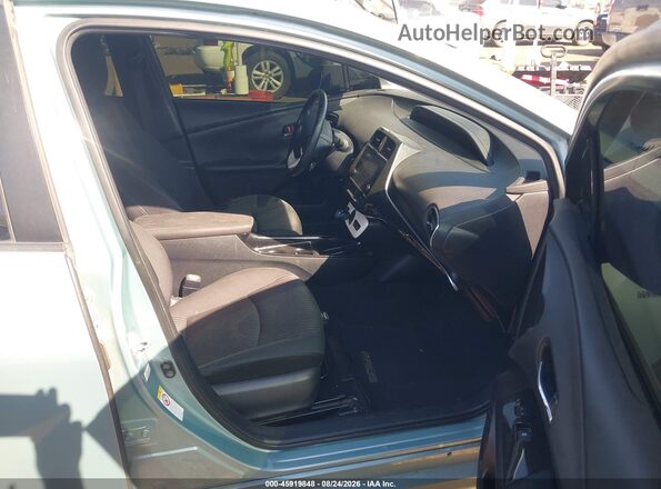 JTDKARFUXH3050922 2017 TOYOTA PRIUS Pewter Вид салона спереди