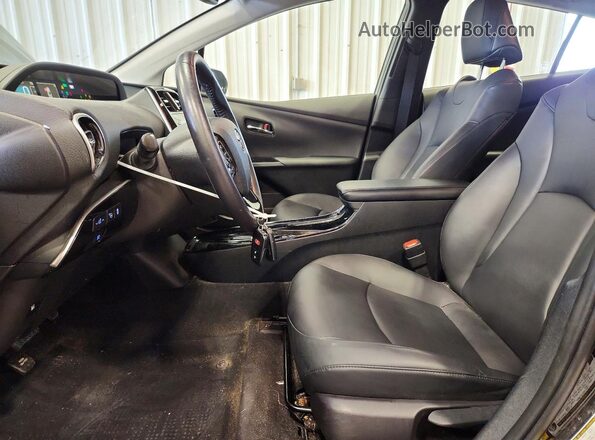 JTDL9RFU0L3014680 2020 TOYOTA PRIUS Угольный Вид салона спереди
