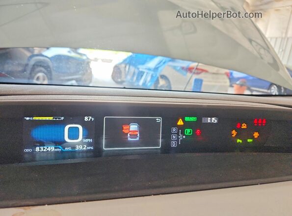 JTDL9RFU6K3005156 2019 TOYOTA PRIUS Turquoise ხელსაწყოთა პანელის ხედი