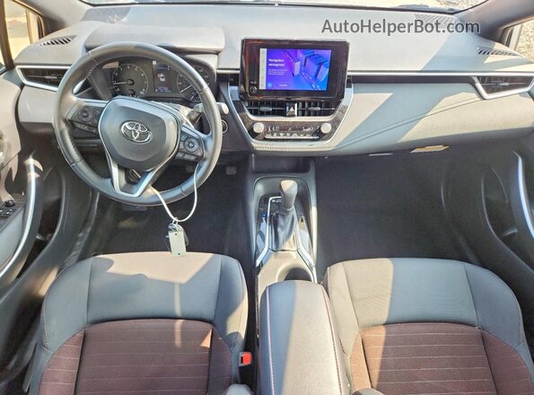 JTDS4MCE0R3522358 2024 TOYOTA COROLLA Silver Առջևի վահանակի տեսք
