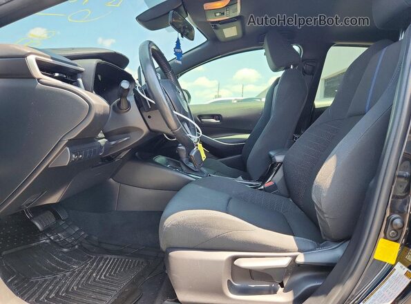JTDS4RCE3LJ040774 2020 TOYOTA COROLLA Black Front interior view