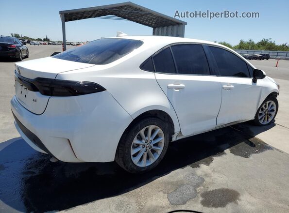 JTDVPMAE2MJ137735 2021 TOYOTA COROLLA White 
