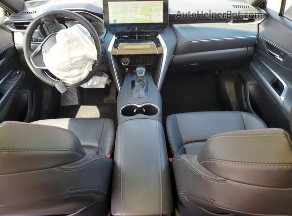 JTEAAAAH3PJ130446 2023 TOYOTA VENZA Red Vista del salpicadero