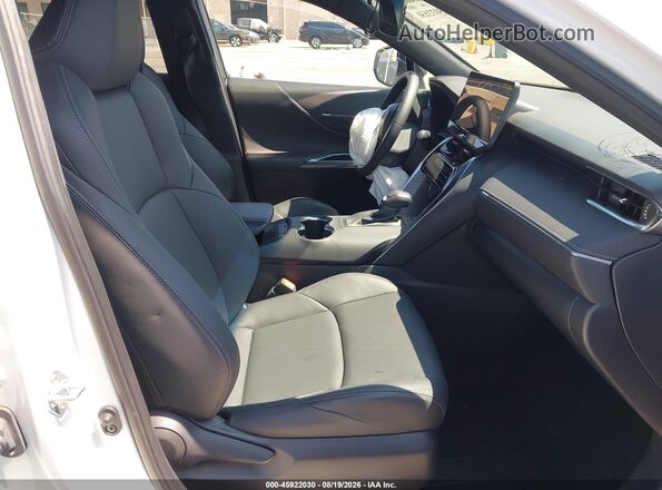 JTEAAAAH4RJ163622 2024 TOYOTA VENZA Белый Вид салона спереди