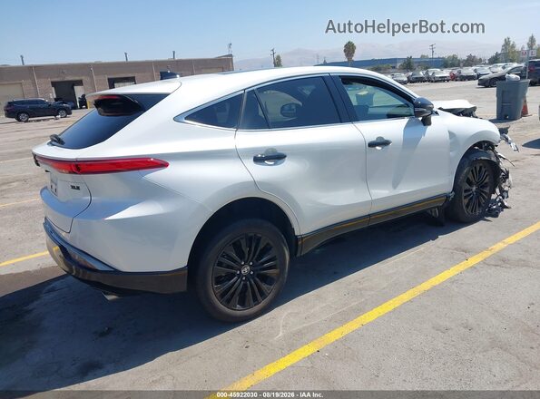 JTEAAAAH4RJ163622 2024 TOYOTA VENZA Белый Задняя правая четверть