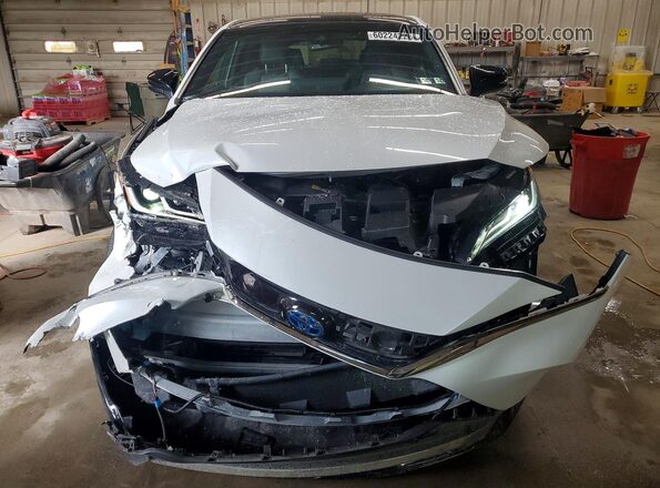 JTEAAAAH6PJ148228 2023 TOYOTA VENZA Белый Вид спереди