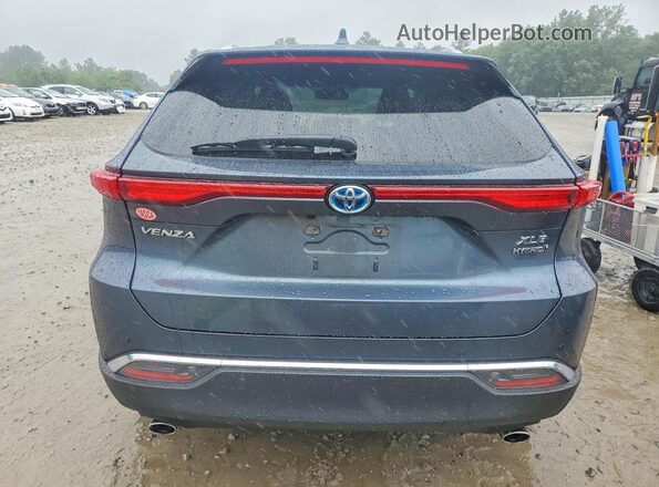 JTEAAAAH7NJ093494 2022 TOYOTA VENZA Gray Հետևի տեսք