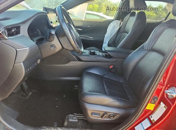 JTEAAAAH8MJ006569 2021 TOYOTA VENZA Red Widok wnętrza z przodu