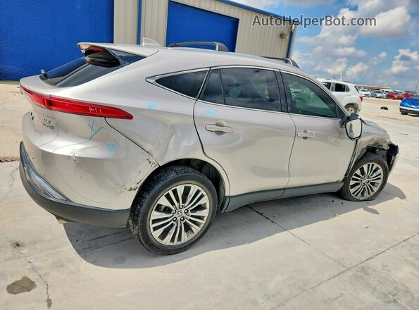 JTEAAAAH8MJ071695 2021 TOYOTA VENZA Silver უკანა მარჯვენა