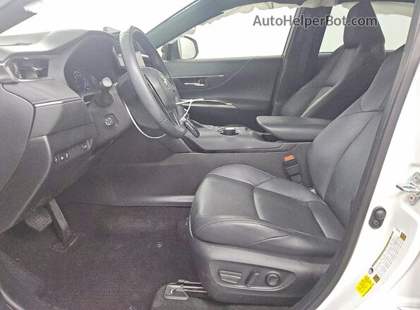 JTEAAAAH9PJ150846 2023 TOYOTA VENZA White Vista interior delantera