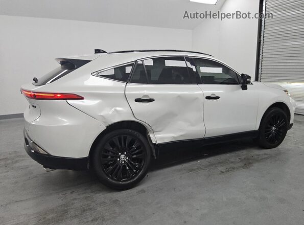 JTEAAAAH9PJ150846 2023 TOYOTA VENZA White 