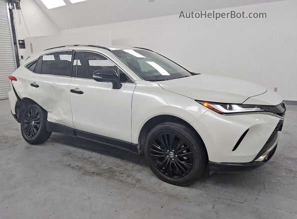 JTEAAAAH9PJ150846 2023 TOYOTA VENZA White Delantero derecho