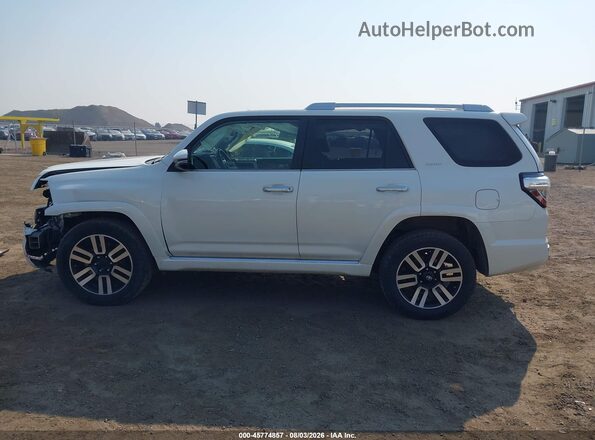 JTEBU5JR0J5562102 2018 TOYOTA 4RUNNER White სალონის 360-გრადუსიანი ხედი