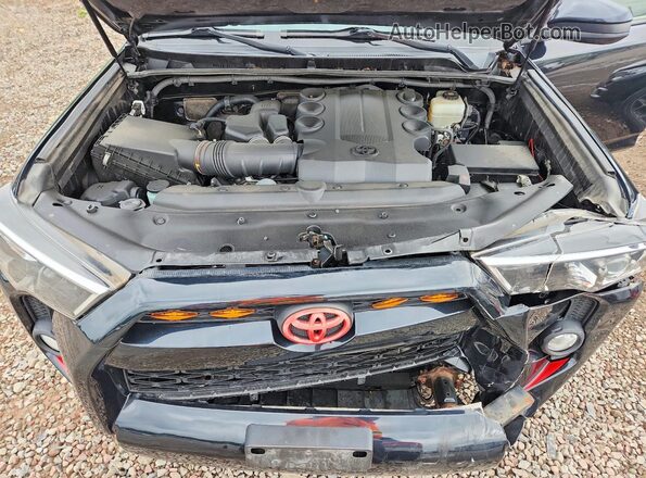 JTEBU5JR0K5641187 2019 TOYOTA 4RUNNER Black Widok komory silnika