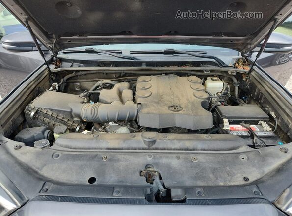 JTEBU5JR2J5534009 2018 TOYOTA 4RUNNER Gray უკანა სალონის ხედი