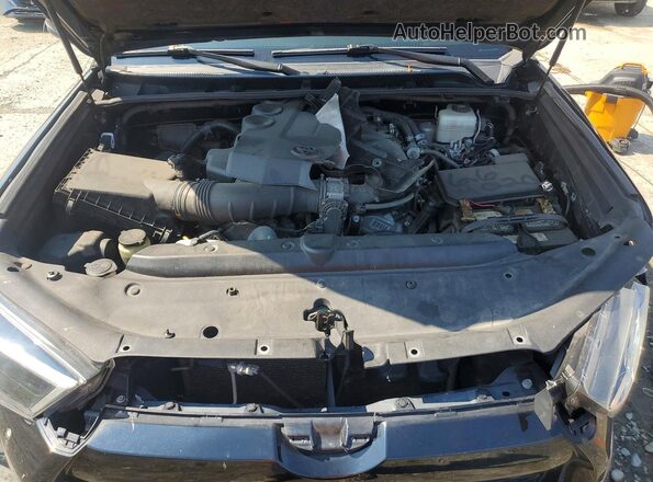 JTEBU5JR2K5649078 2019 TOYOTA 4RUNNER Black Widok wnętrza z tyłu