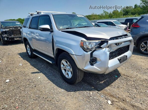 JTEBU5JR3G5356166 2016 TOYOTA 4RUNNER Silver Передня права чверть