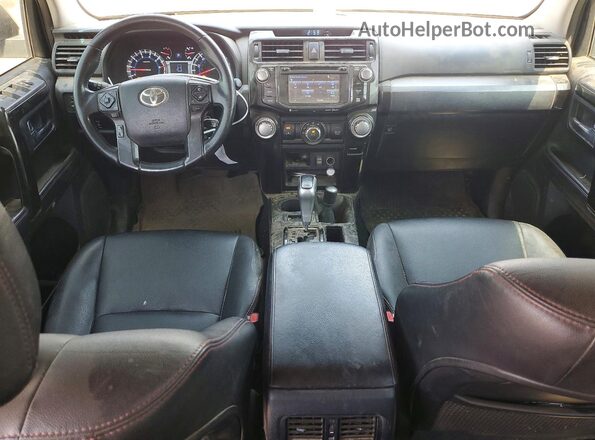JTEBU5JR3J5536075 2018 TOYOTA 4RUNNER Charcoal Vista del salpicadero
